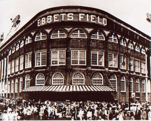 Ebbets_Field_Outside2